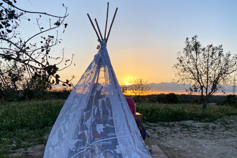 Algarve Romantic Picnic at Sunset in the vineyard